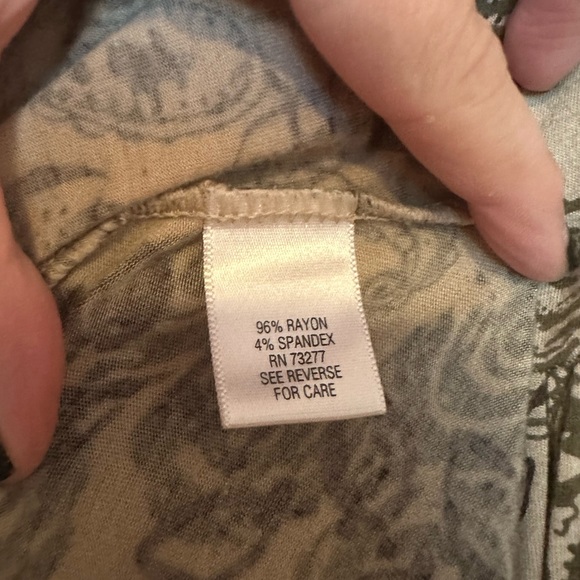 Tan floral dress Apt 9 flowing & flattering side Large - Picture 4 of 15